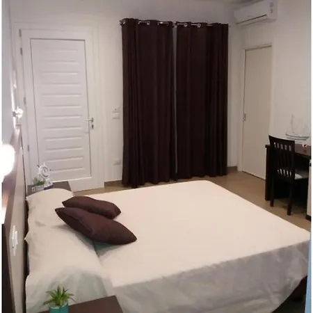 Emanuela Alojamento de Acomodação e Pequeno-almoço Porto Cesareo