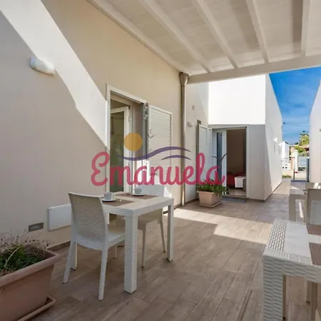 Emanuela Oda ve Kahvaltı Porto Cesareo