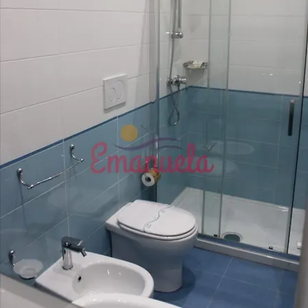 Emanuela Oda ve Kahvaltı Porto Cesareo